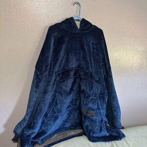 Cozy Navy Blue Hooded Blanket